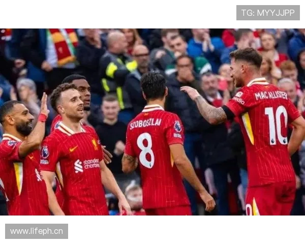 曼联防守体系漏洞频出，球队本赛季成绩稳定性面临考验