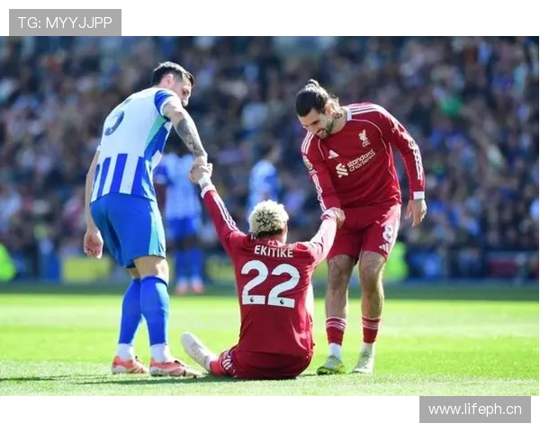 利物浦防线崩溃！昔日豪门的衰落之谜，塔哥战术难挽颓势？